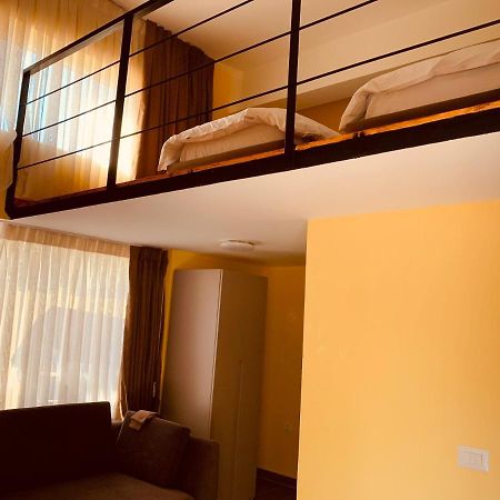 Auto Tana Guest House ティラナ エクステリア 写真