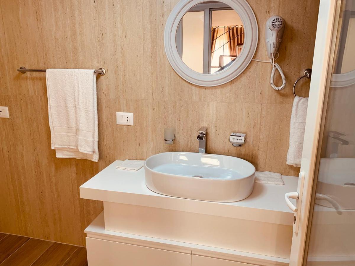 Auto Tana Guest House ティラナ エクステリア 写真