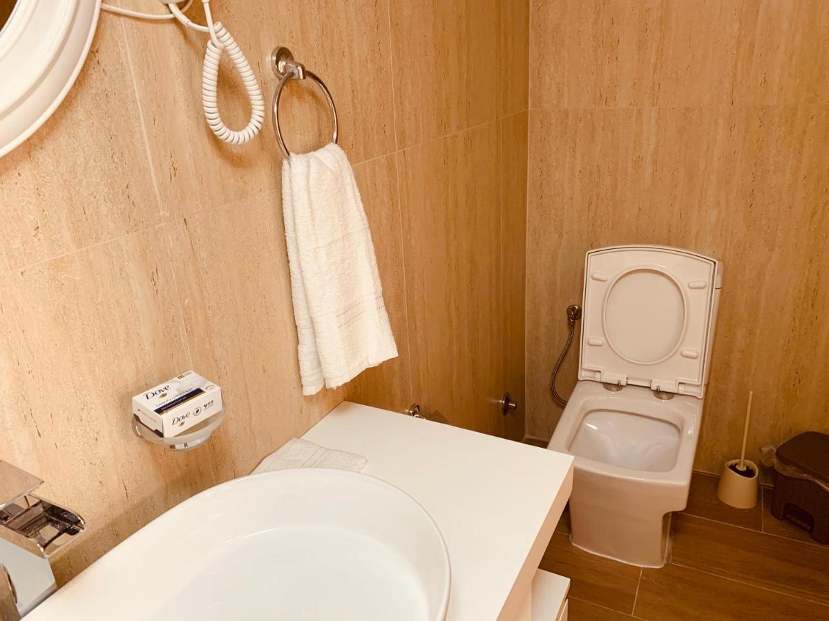 Auto Tana Guest House ティラナ エクステリア 写真