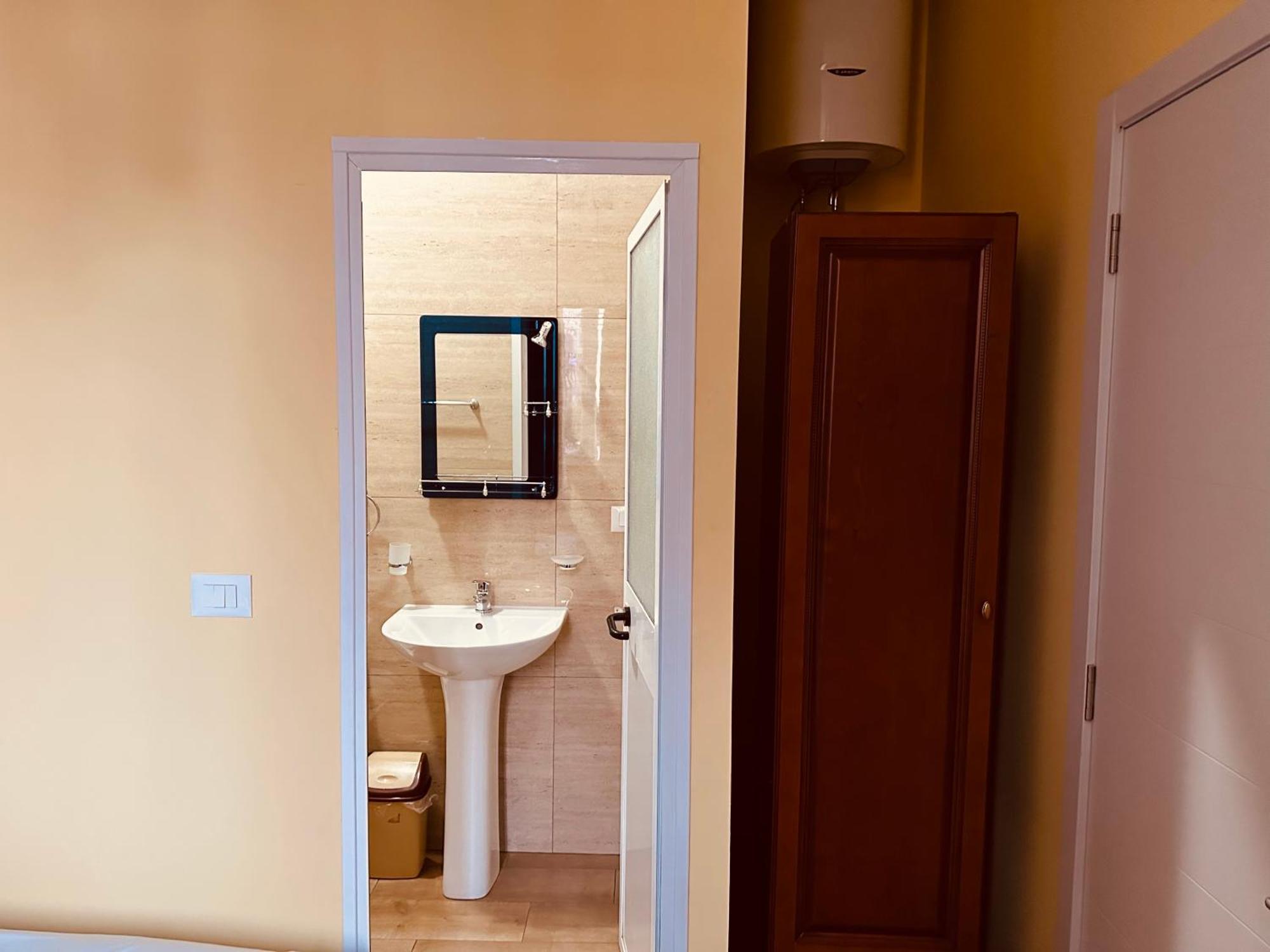 Auto Tana Guest House ティラナ エクステリア 写真
