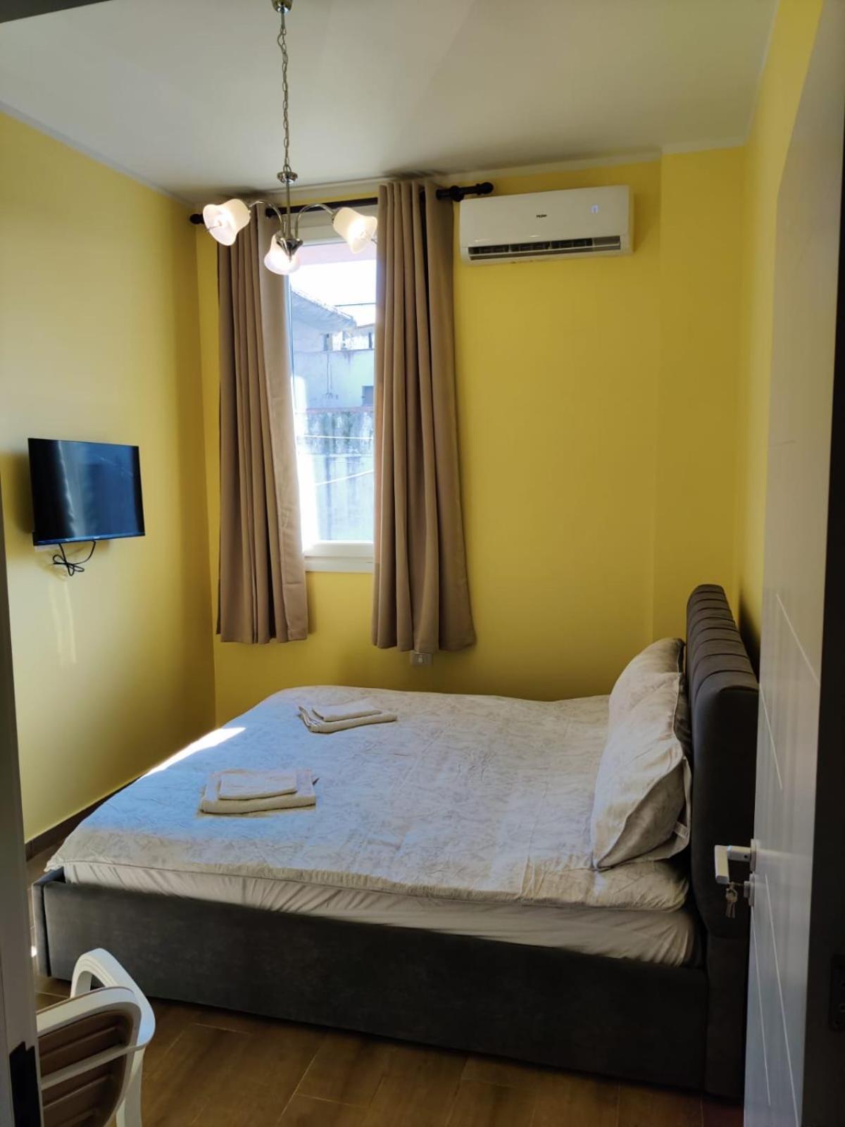 Auto Tana Guest House ティラナ エクステリア 写真