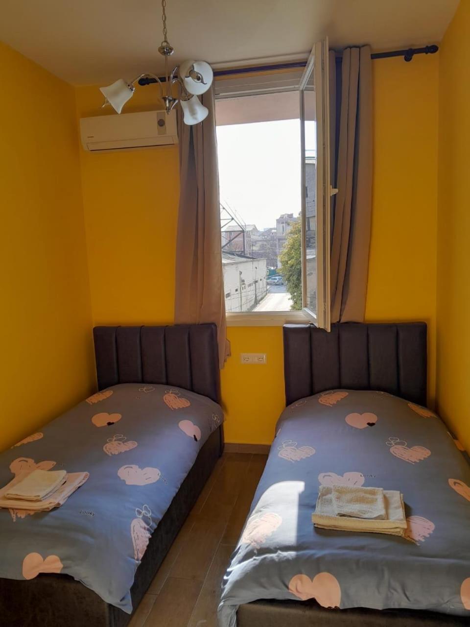 Auto Tana Guest House ティラナ エクステリア 写真