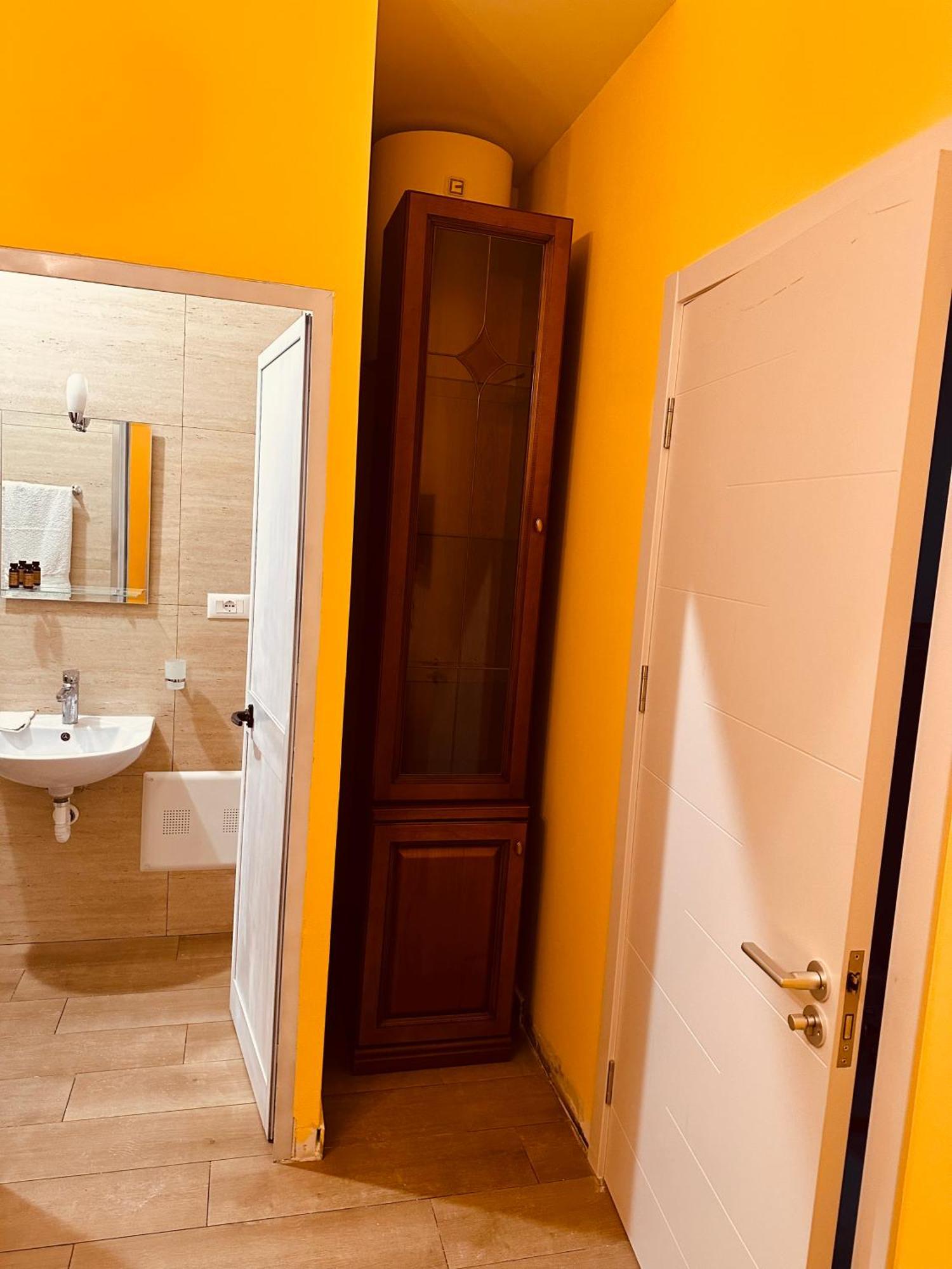 Auto Tana Guest House ティラナ エクステリア 写真